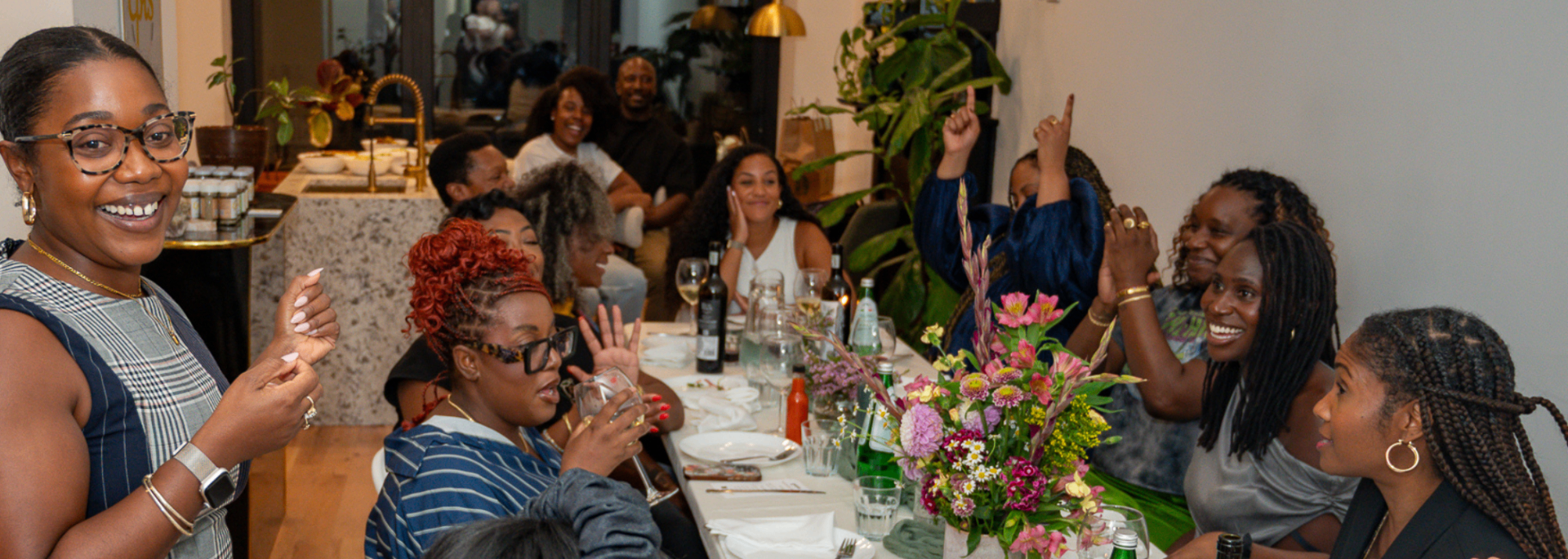 Founders gathered together at a Guava community dinner
